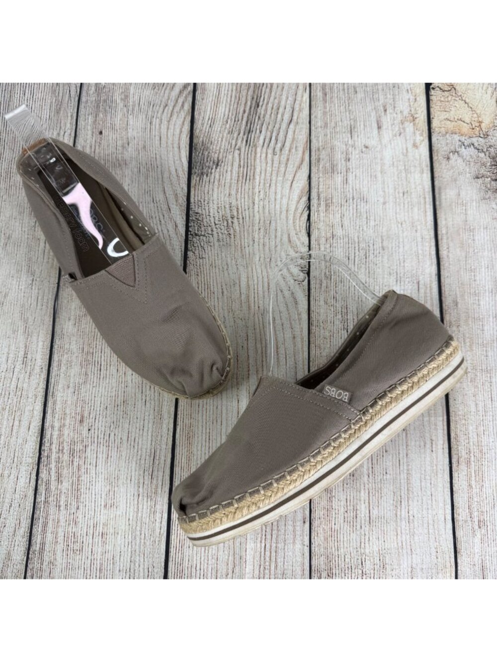 Sketchers BOBS Breeze Espadrille Flats Taupe Canvas Rope-Wrapped Sole Size 7.5